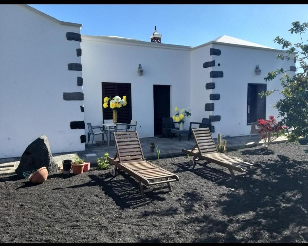 Numero28,Casa Tilama Uga Eksteriør billede